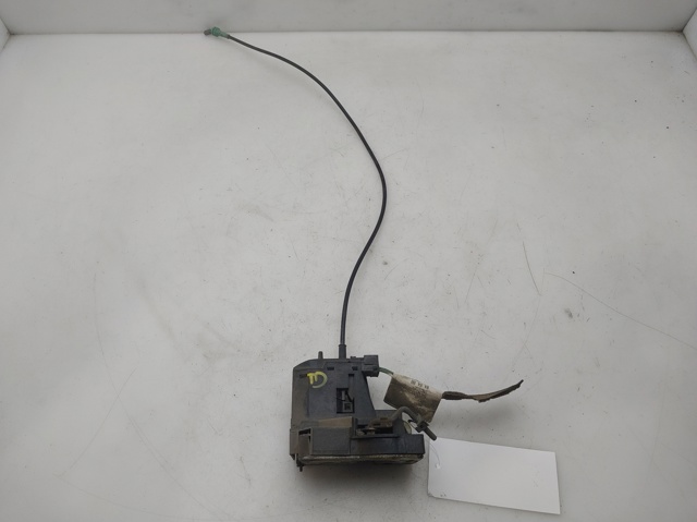 RENAULT 7701469941 Cerradura de la puerta trasera derecha  en stock Terrassa