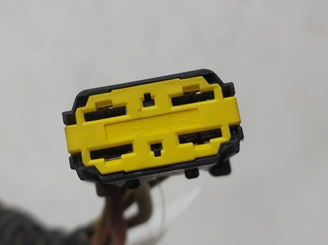 7701470736 RENAULT Cerradura de encendido  disponible Ourense