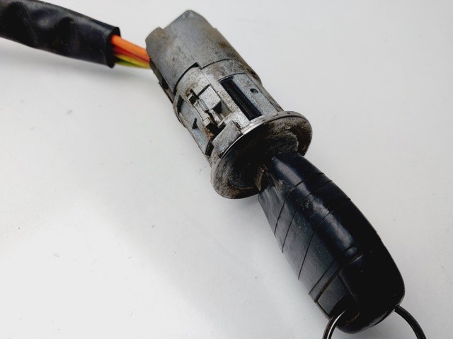 7701470736 RENAULT Cerradura de encendido  comprar en Oviedo