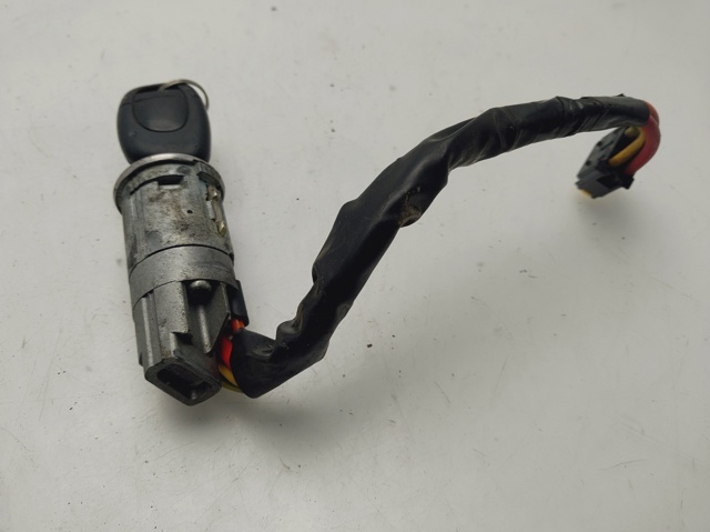 7701471220 Renault (RVI)