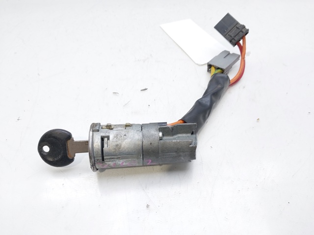 7701471220 Renault (RVI)