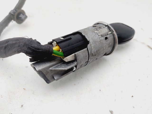7701471220 RENAULT Cerradura de encendido  disponible Alicante
