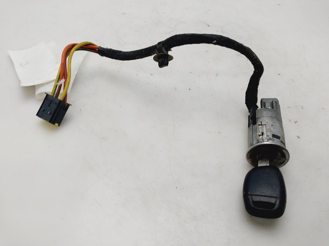 7701471220 Renault (RVI)