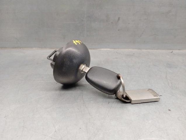 7701471585 Renault (RVI)