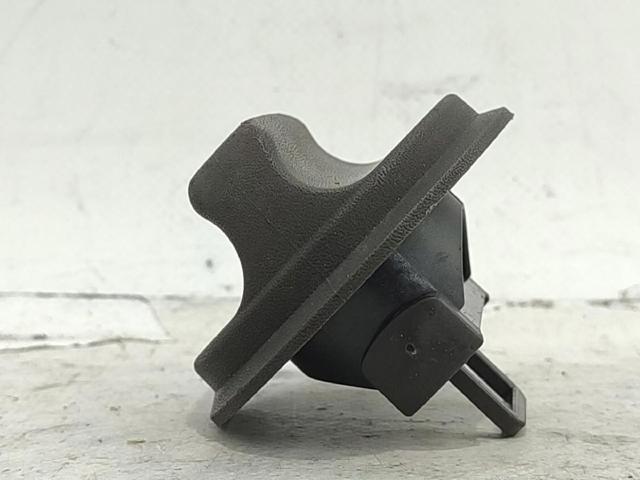 7701471585 RENAULT Tapón del depósito de combustible  disponible Alicante