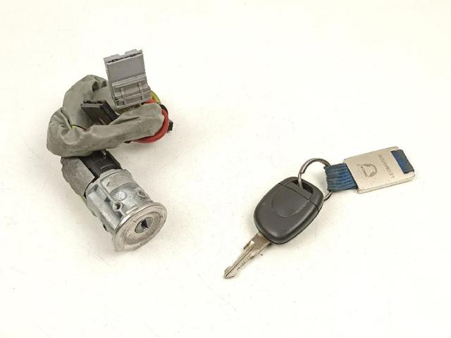 Juego de cerradura de puerta con interruptor de encendido y llaves 7701472589 Renault (RVI)