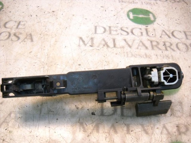 7701472932 Manija exterior izquierda de puerta delantera  en stock Sabadell