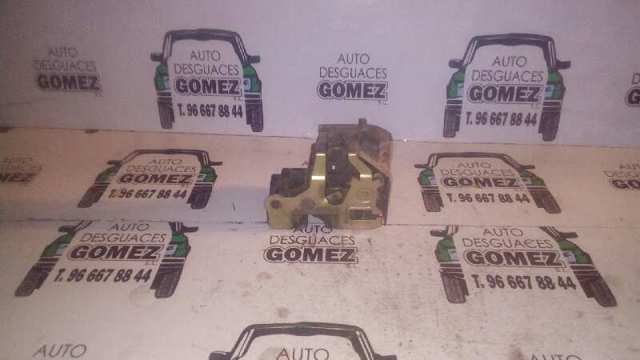 RENAULT 7701473172 Cerradura de puerta delantera derecha  en stock Terrassa
