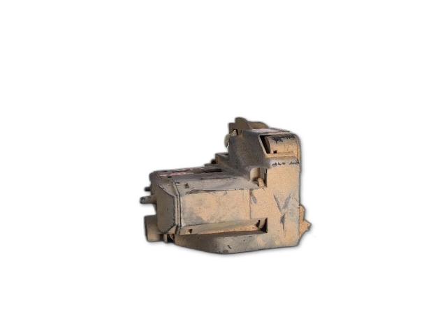 7701473173 RENAULT Cerradura de la puerta trasera derecha  en stock Huelva