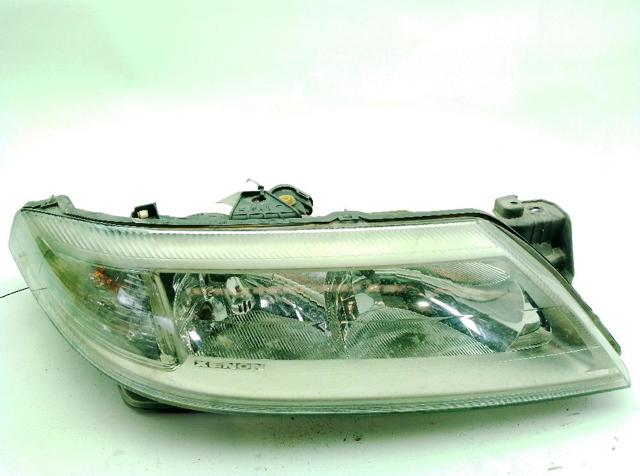 7701474501 RENAULT Faro derecho  disponible Alicante