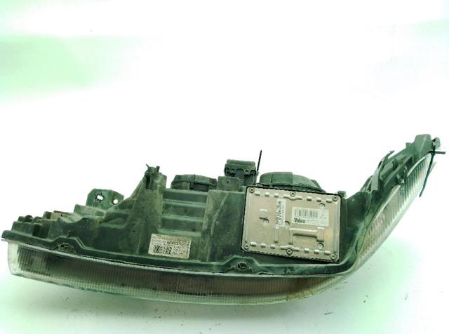 7701474501 RENAULT Faro derecho  disponible Alicante