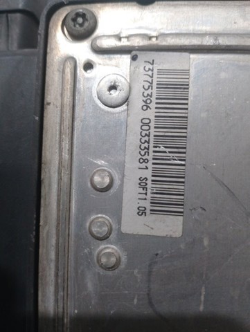 7701474501 RENAULT Faro derecho  comprar en Lleida