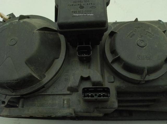 7701474502 RENAULT Faro izquierdo  en stock Huelva