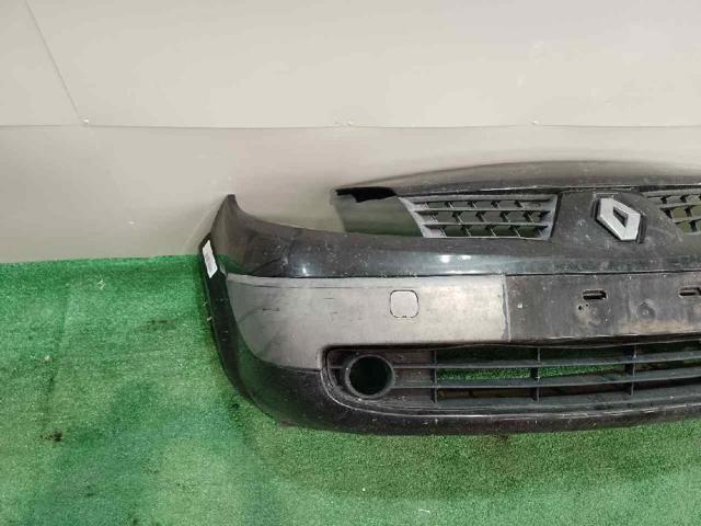 7701474769 RENAULT Parachoques delantero  comprar en Lleida