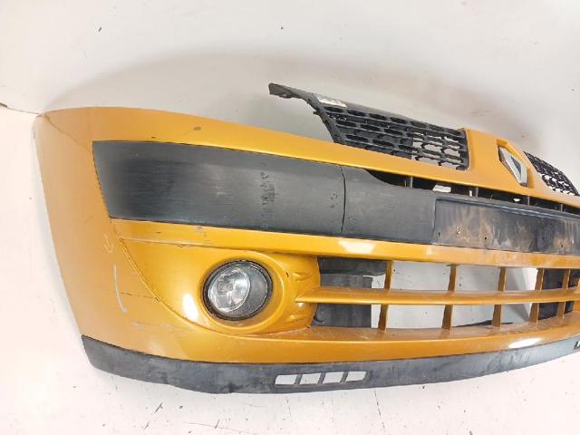 RENAULT 7701476554 Parachoques delantero  disponible Valladolid