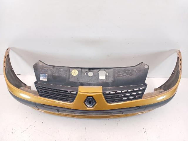 7701476554 RENAULT Parachoques delantero  comprar en Lleida