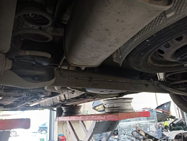 Subchasis trasero 7701477386 RENAULT