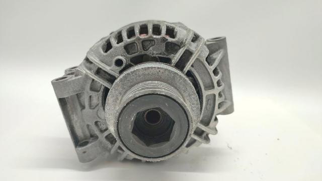 7701477694 RENAULT Alternador  en stock Huelva