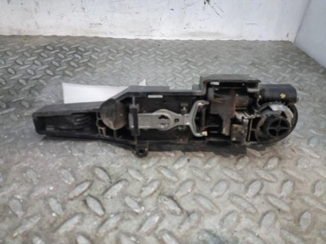 7701478188 RENAULT Manija exterior izquierda de puerta trasera de doble hoja  disponible Alicante