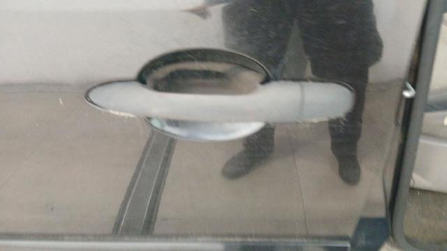 7701478188 Manija exterior izquierda de puerta trasera de doble hoja comprar Sevilla