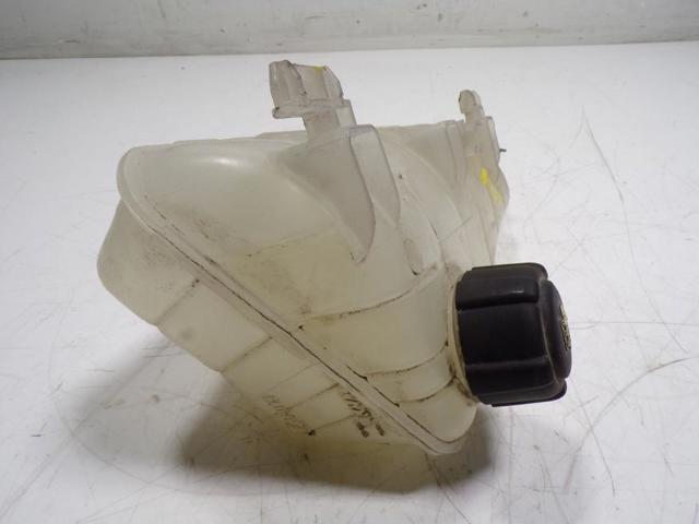 RENAULT 7701478318 Depósito de expansión del sistema de refrigeración  disponible Valladolid