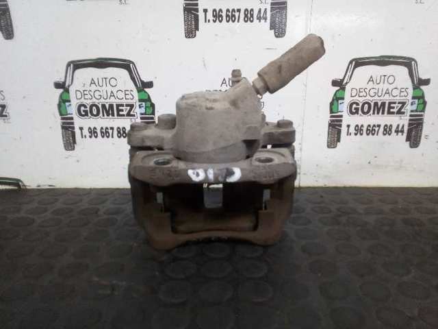 7701499302 Pinza de freno delantera derecha  disponible Málaga