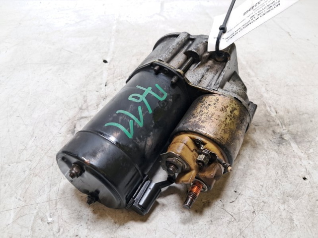 7701499804 Motor de arranque  disponible Utrera