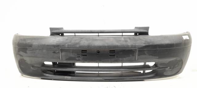 7701694499 RENAULT Paragolpes  en stock Córdoba