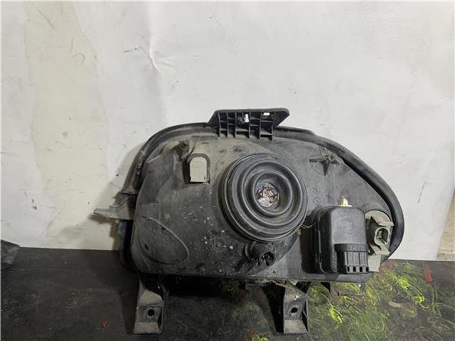 7701697618 RENAULT Faro derecho  en stock Gandía