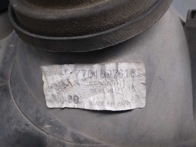 RENAULT 7701697618 Faro derecho  en stock Salamanca