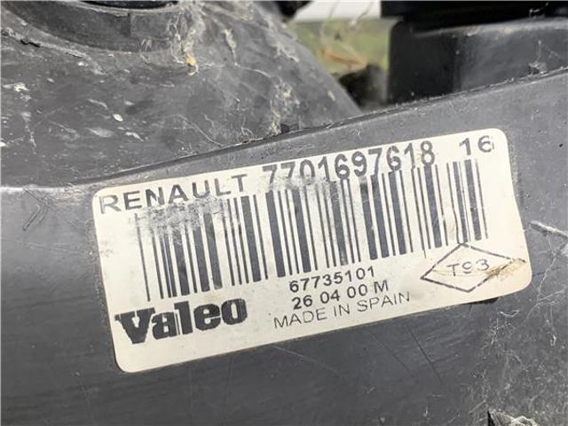7701697618 Faro derecho  en stock Castellón