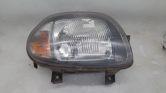 7701697618 Faro derecho  disponible Burgos