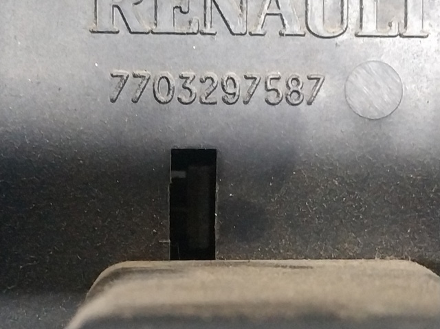 Comprar Caja de fusibles Renault Master II JD, ND a bajo precio