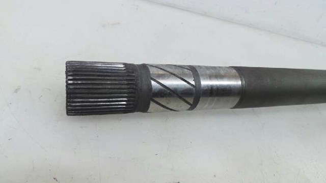 7711135321 RENAULT Semieje delantero derecho  en stock Gandía
