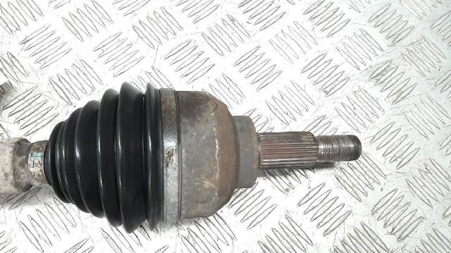 7711135321 RENAULT Semieje delantero derecho  en stock Huelva