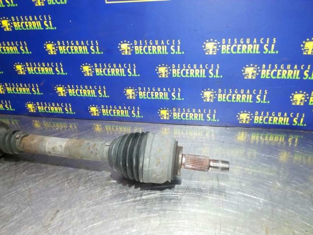 7711135321 RENAULT Semieje delantero derecho  comprar en Lleida