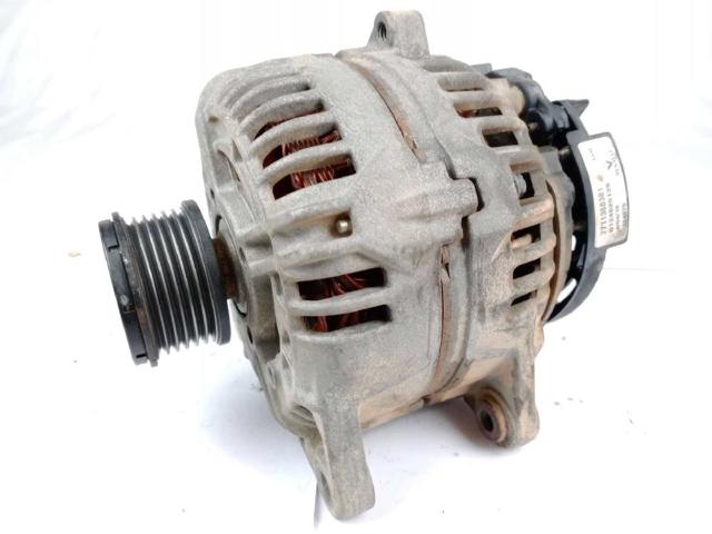 RENAULT 7711368381 Alternador  en stock Valencia