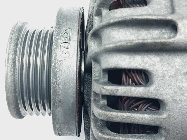 7711497095 RENAULT Alternador  comprar en Oviedo