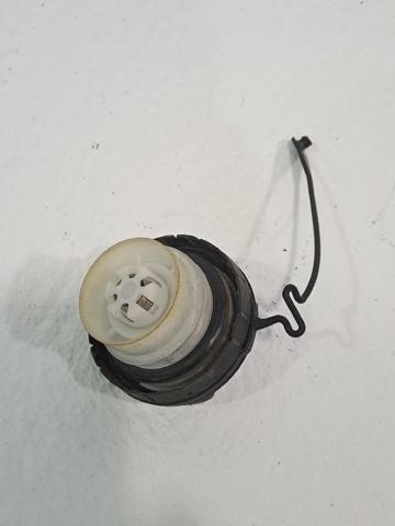 Tapa (tapón) del depósito de combustible Toyota C-HR X10