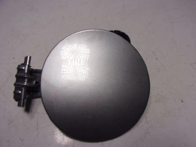 Tapon depósito de combustible Toyota Yaris  hatchback comprar en España