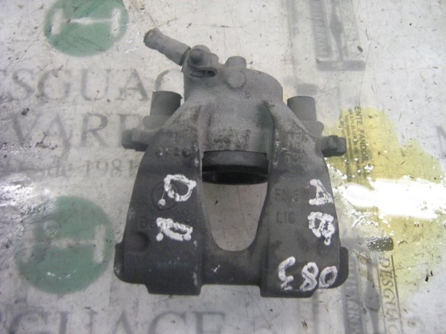 Pinza de freno delantera derecha Alfa Romeo 146 930