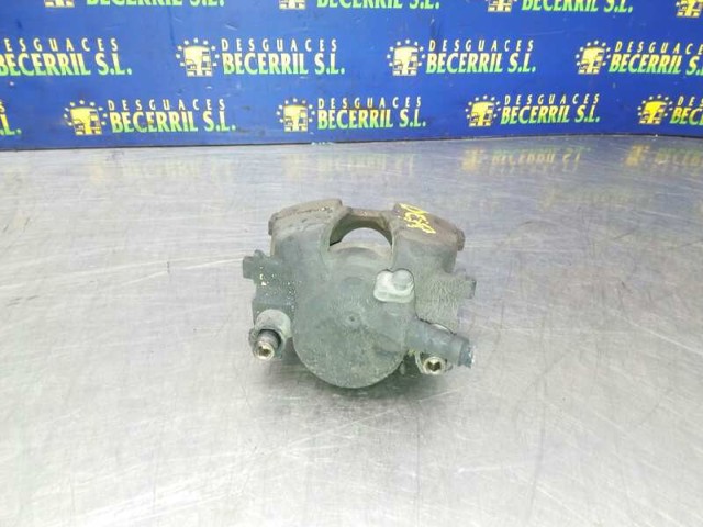 Pinza de freno delantera derecha Alfa Romeo 146 930