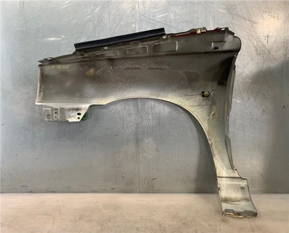 RENAULT 7750844936 Aleta  en stock Terrassa