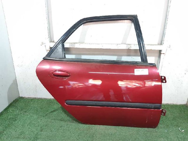 Puerta trasera derecha 7751468113 Renault (RVI)