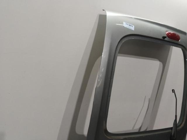 RENAULT 7751468943 Puerta trasera izquierda de furgón de doble hoja  comprar en Ponferrada