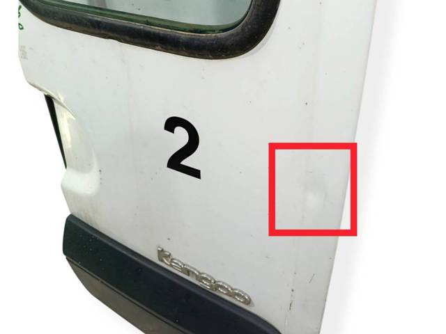 7751468944 RENAULT Puerta trasera derecha batiente de furgoneta  disponible Vigo