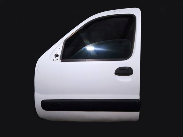 RENAULT 7751471745 Puerta delantera izquierda  disponible Valladolid
