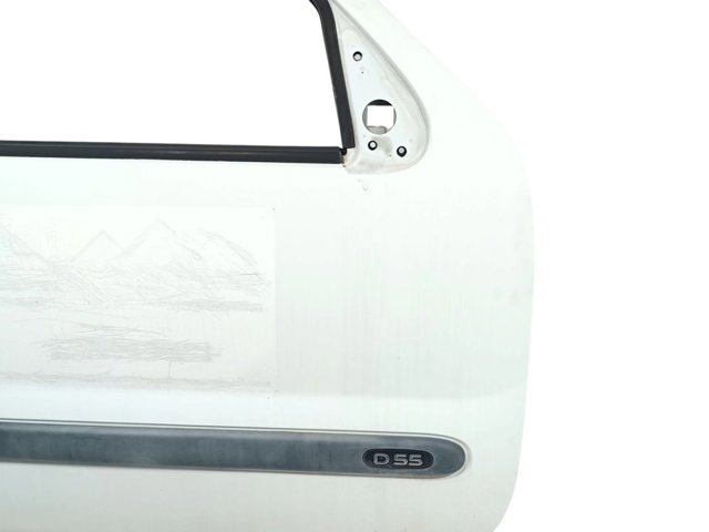 7751471746 RENAULT Puerta delantera derecha  en stock Gandía