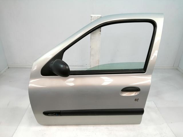 Puerta delantera izquierda 7751472474 Renault (RVI)