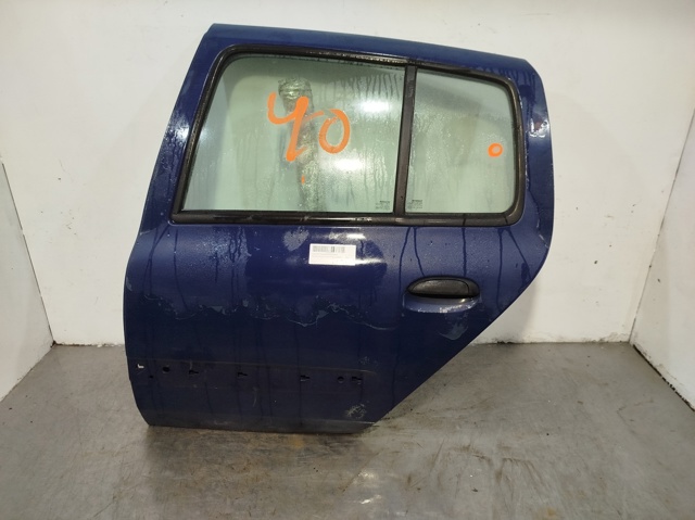 Puerta delantera izquierda Renault Clio segundo mano en Madrid